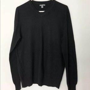 Apt 9 men’s 100% cashmere V-neck black sweater
